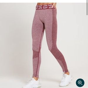 Myprotein MP Women’s Curve Leggings Black Cherry